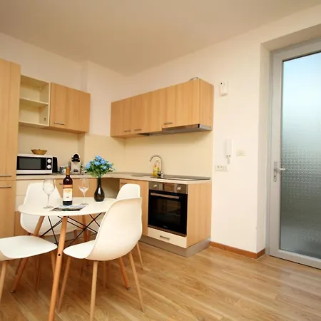 Apartament Cozy *